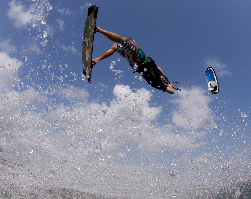 Best Kiteboarding - Kahoona V3 2011
