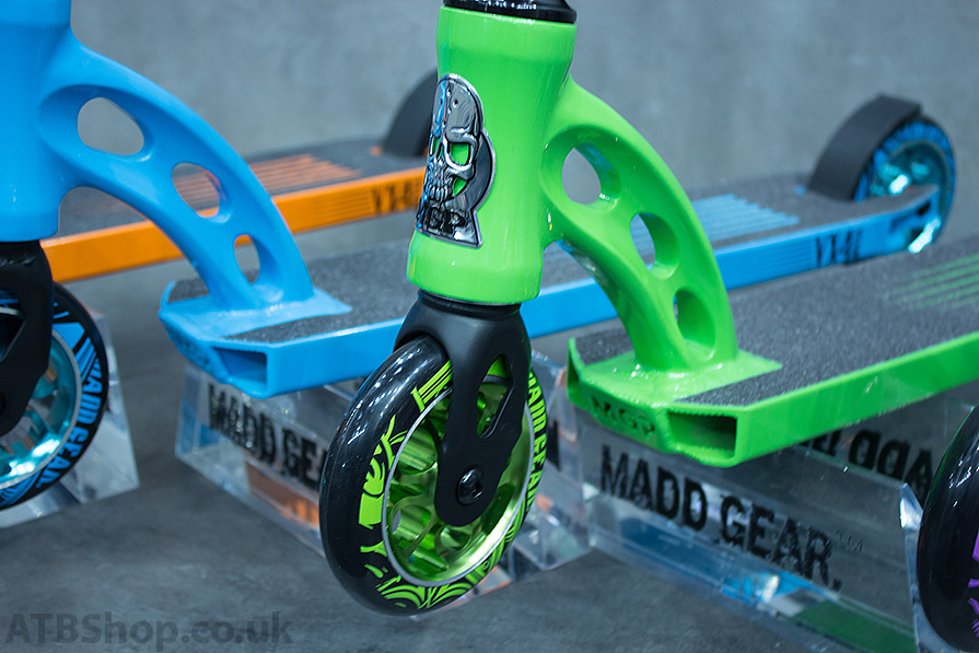 MADD MGP VX4 Scooter Front end close up