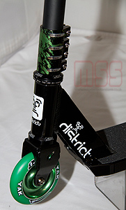 District - V2 Monster Ivy Custom Scooter