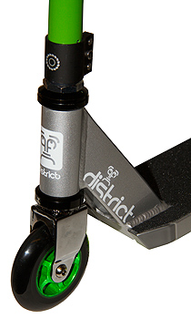 District - Ltd Edition Razor V2 Custom Green