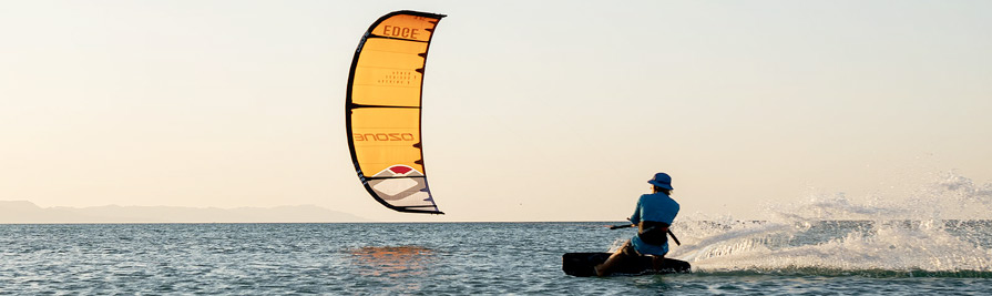 Ozone Edge V11 Kitesurfing Kite