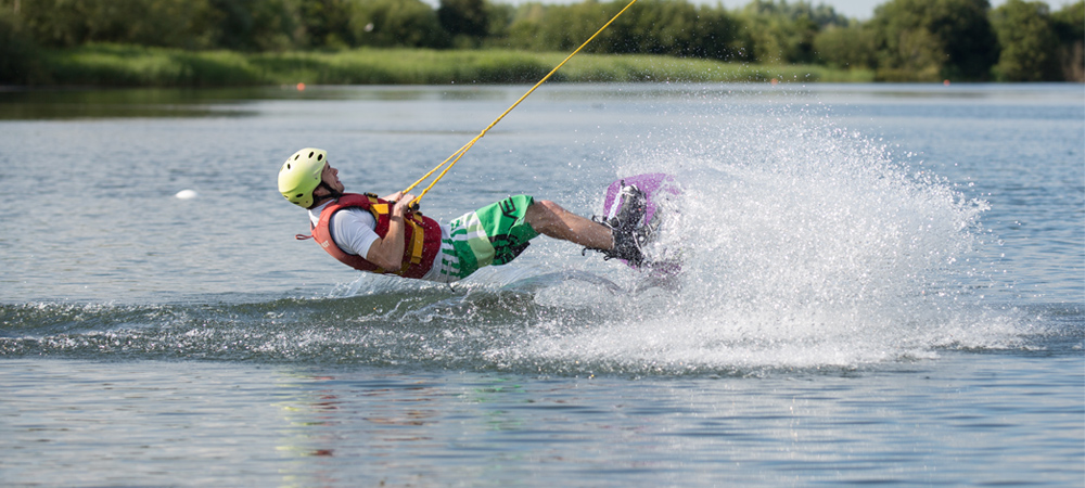 ATBShop - Learning To Wakeboard Session 3 - Dock Start Bail