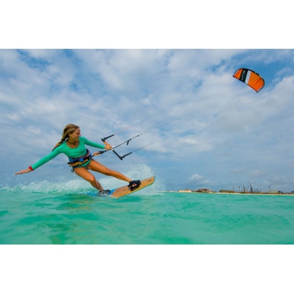 Peter Lynn Escape V5 Kite Package in use
