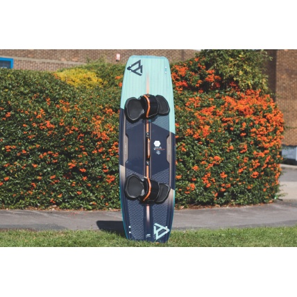 Brunotti `Dimension Kiteboard with Hypro Clamp Bindings in Liquid Force Kiteboarding NV V8 Kitesurf Package deal