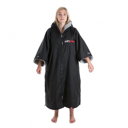 Dryrobe Advance Short Sleeve Changing Robe Black and Grey