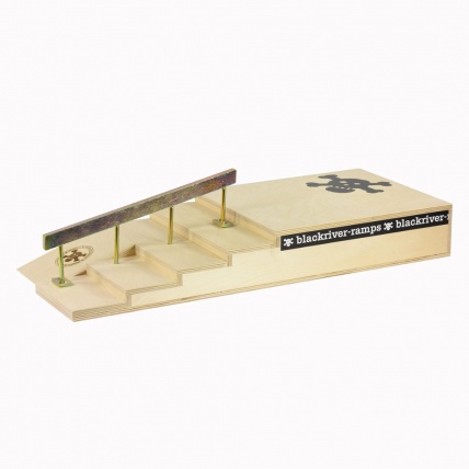 Blackriver Fingerboard Ramp New Stairset Gold Rail