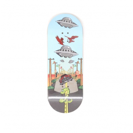 Skull Alien Invasion 34mm Wooden Fingerboard Deck