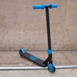 Shaun White Side Kick Scooter Black & Blue